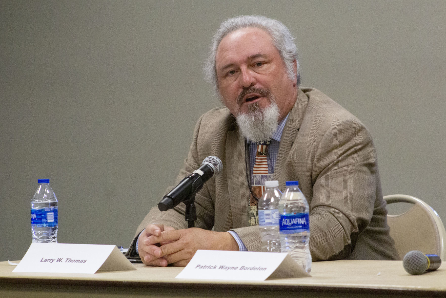 Larry Thomas.jpg